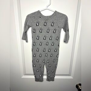 Monica + Andy Gray Bulldog Long Sleeve Romper Size 6-9M